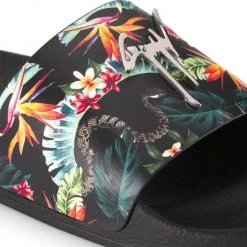 Giuseppe Zanotti Venom Leather Logo Pool Slide For Men -Rosantica And Giuseppe Zanotti shop unnamed file 894